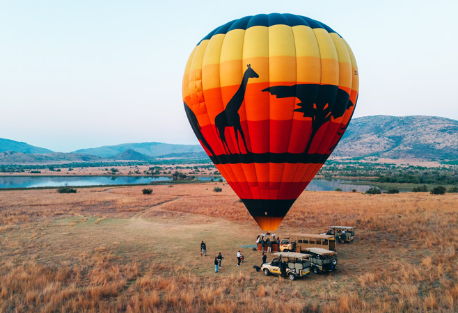Experience the magic of a hot air balloon flight over the Masai Mara Game Reserve with Balloon Safaris Limited, the pioneers of hot air ballooning in Kenya