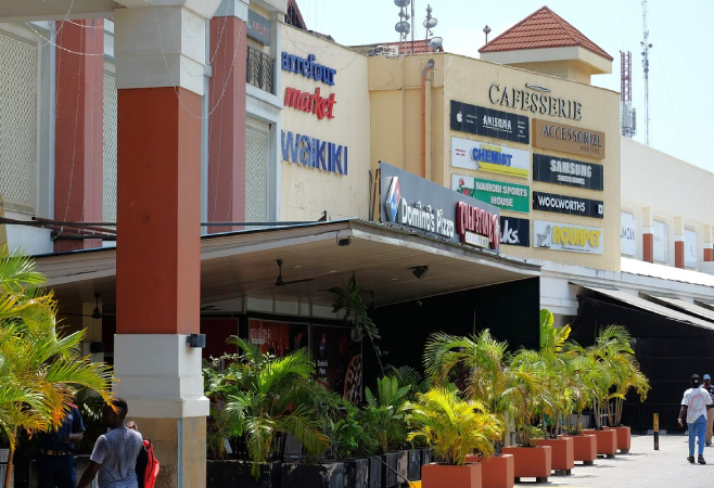 Nyali Centre is a business and pleasure mall with a serene atmosphere, ample parking, a supermarket, restaurants, and sea-beach views